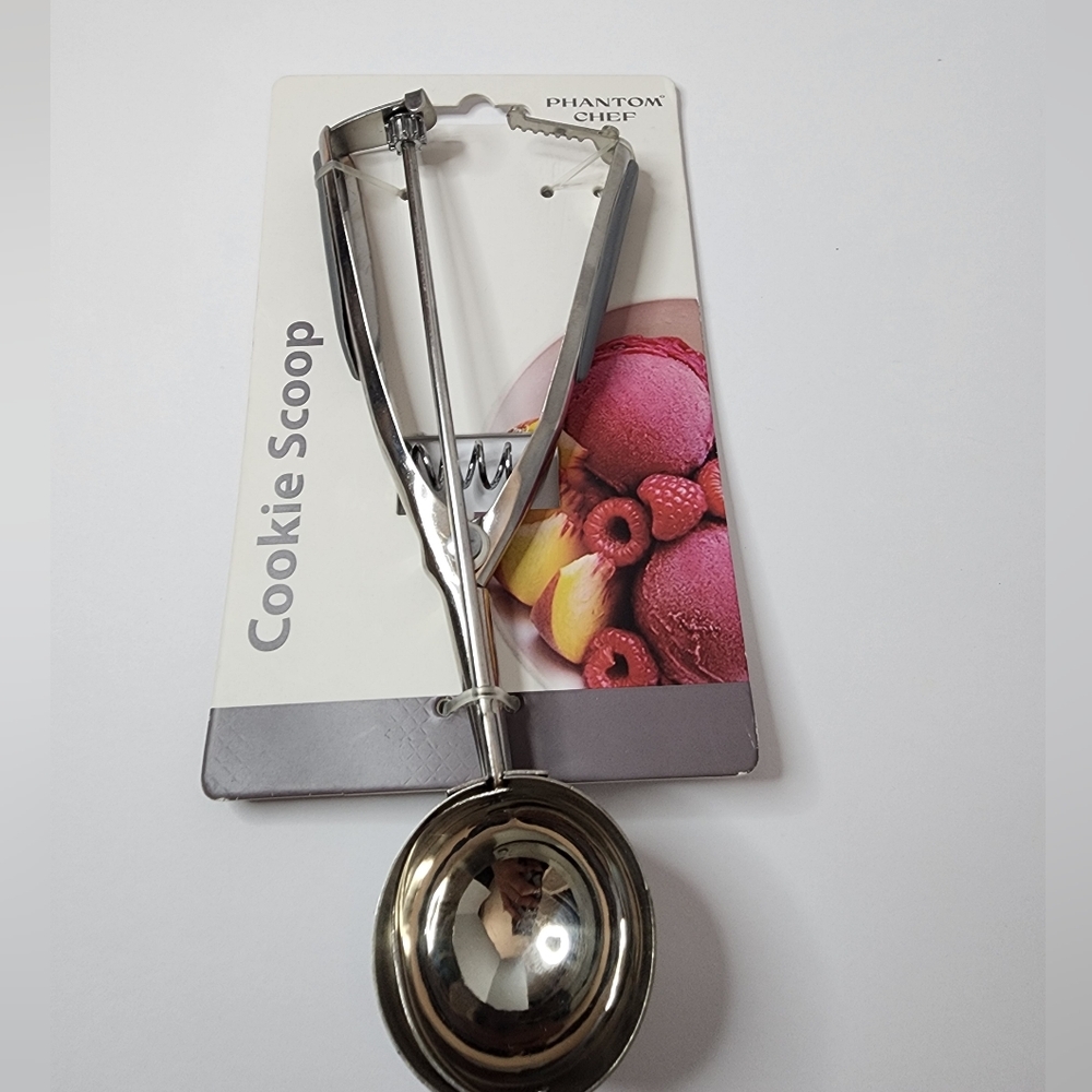 Phantom Chef Silver Cookie Scoop New